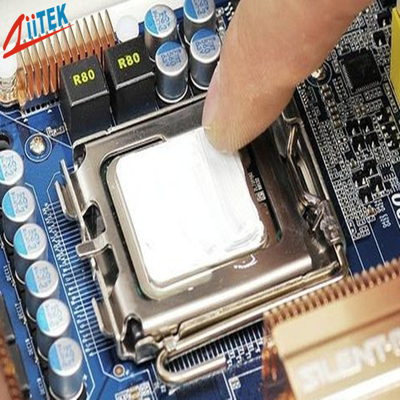 Putty termico avanzato per la dissipazione ottimale del calore nei microprocessori e nei LED