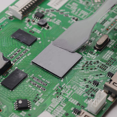 5.6W/mK Grigio grasso termico ossido metallico riempito olio di silicone per CPU di computer