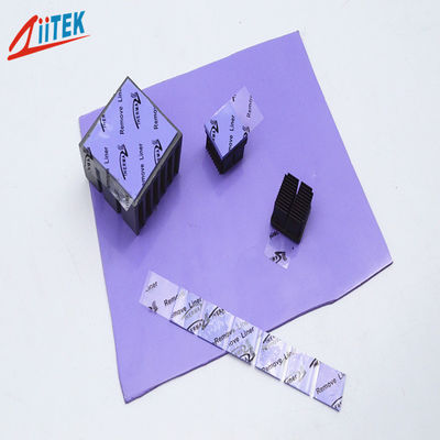 Pad termico in silicone blu-violetto da 2,5 W per apparecchiature elettroniche