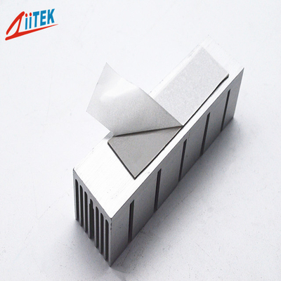 Scaffalatura termiconduttrice ad alte prestazioni da 1,8 W per il riscaldamento Scaffalatura termica in silicone per apparecchiature di telecomunicazione