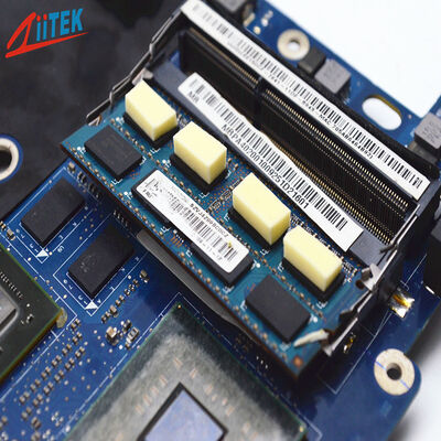Cuscinetto termoconduttivo Materiale di interfaccia termica in silicone da 1,5 W/mK per il trasferimento di calore nei server AI dei processori AI